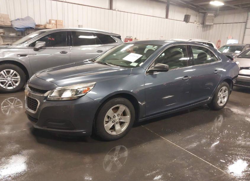 Photo 2 of 2015 Chevrolet Malibu LS (VIN 1G11B5SL7FF293946)