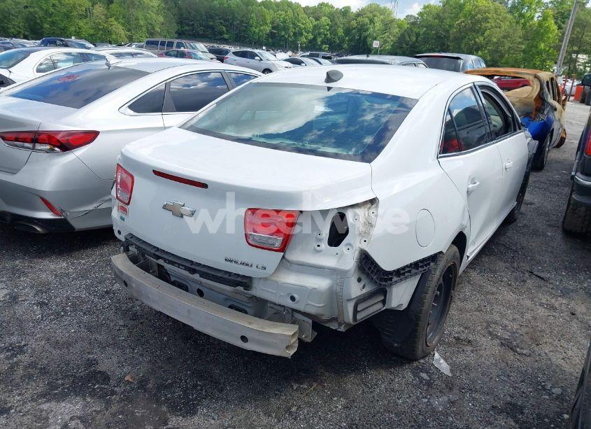 Photo 4 of 2015 Chevrolet Malibu LS (VIN 1G11B5SL7FF306565)