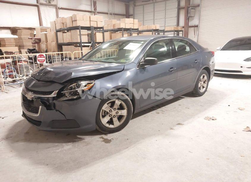 Photo 2 of 2015 Chevrolet Malibu LS (VIN 1G11B5SL7FF309952)