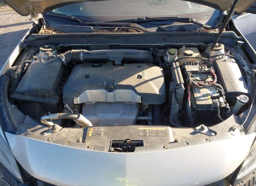 Photo 10 of 2015 Chevrolet Malibu LS (VIN 1G11B5SL7FF310650)
