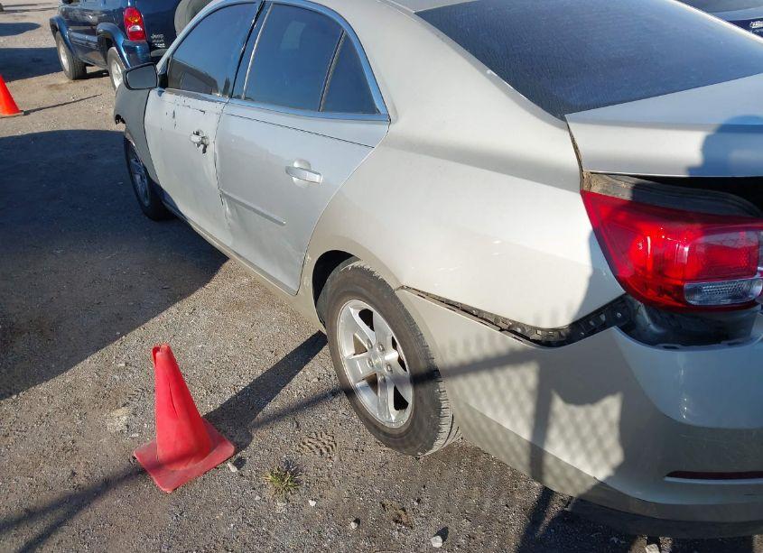 Photo 3 of 2015 Chevrolet Malibu LS (VIN 1G11B5SL7FF310650)