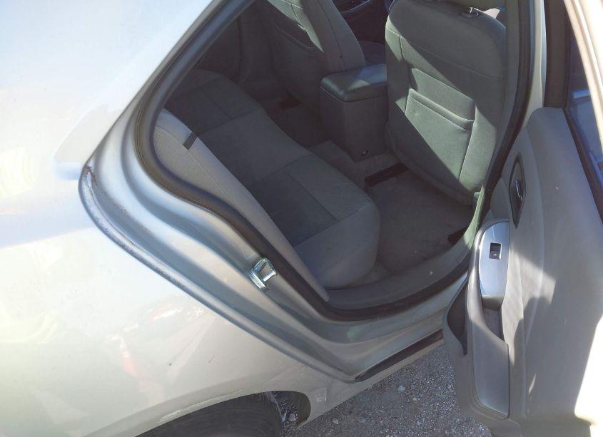 Photo 8 of 2015 Chevrolet Malibu LS (VIN 1G11B5SL7FF310650)