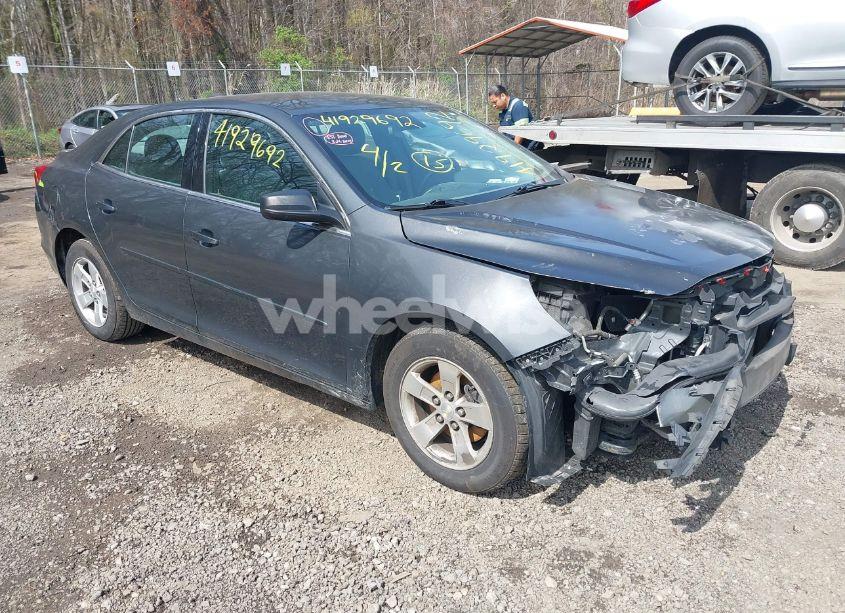 2015 Chevrolet Malibu LS (VIN 1G11B5SL7FF331823) main photo