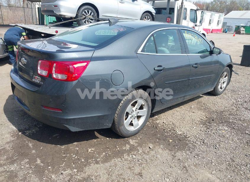 Photo 4 of 2015 Chevrolet Malibu LS (VIN 1G11B5SL7FF331823)