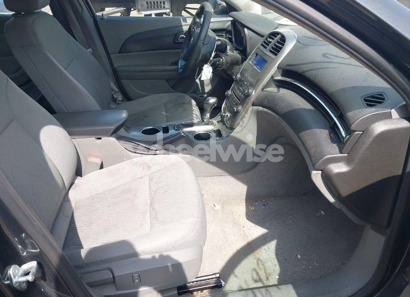 Photo 5 of 2015 Chevrolet Malibu LS (VIN 1G11B5SL7FF331823)