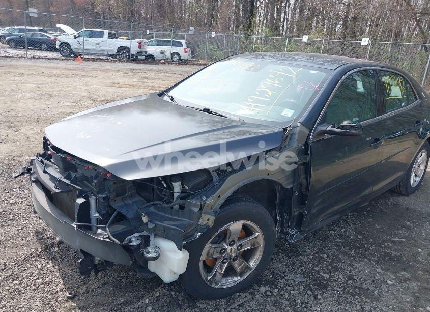 Photo 6 of 2015 Chevrolet Malibu LS (VIN 1G11B5SL7FF331823)