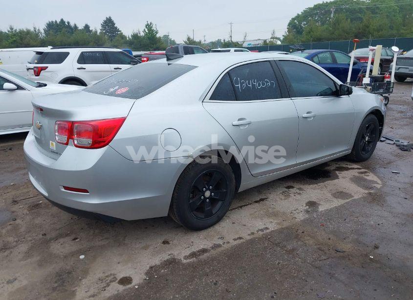 Photo 4 of 2015 Chevrolet Malibu LS (VIN 1G11B5SL7FU121072)