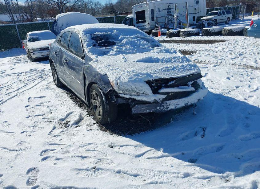 2014 Chevrolet Malibu 1LS (VIN 1G11B5SL8EF211298) main photo