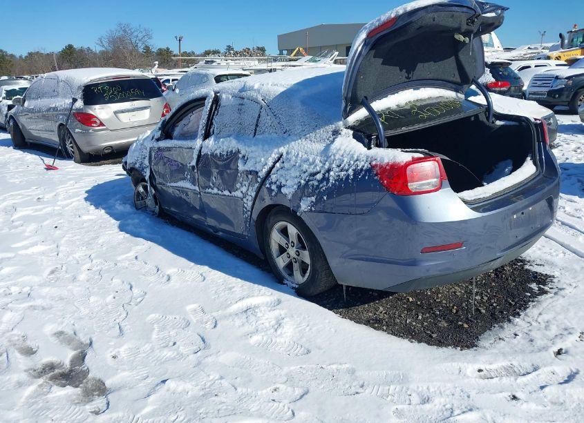 Photo 3 of 2014 Chevrolet Malibu 1LS (VIN 1G11B5SL8EF211298)