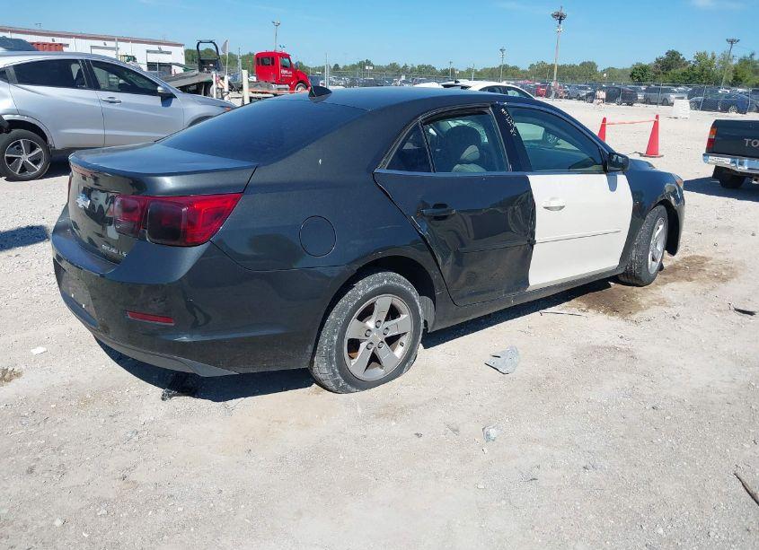 Photo 4 of 2014 Chevrolet Malibu 1LS (VIN 1G11B5SL8EF230515)