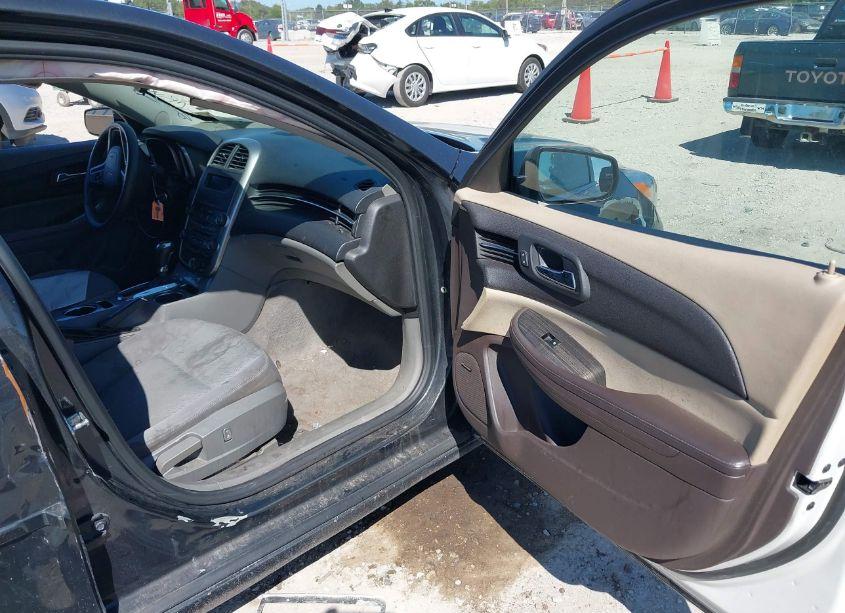 Photo 5 of 2014 Chevrolet Malibu 1LS (VIN 1G11B5SL8EF230515)