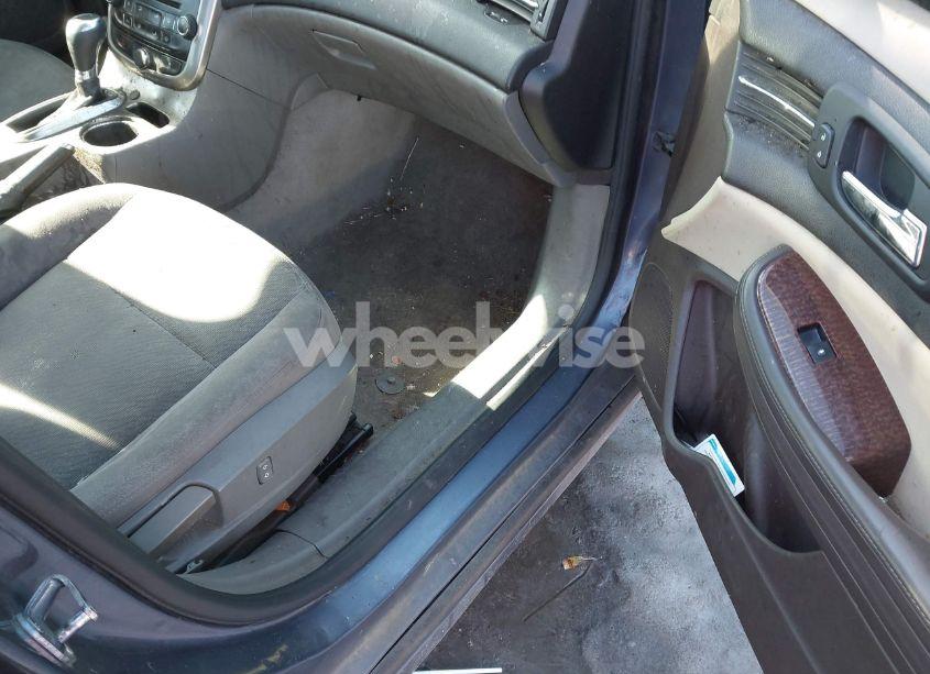 Photo 5 of 2014 Chevrolet Malibu 1LS (VIN 1G11B5SL8EF293470)