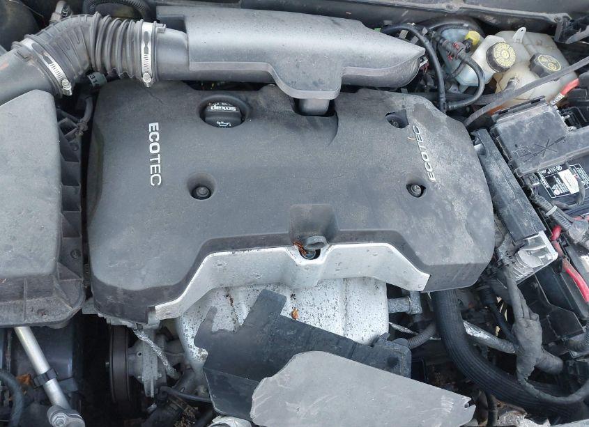 Photo 10 of 2015 Chevrolet Malibu LS (VIN 1G11B5SL8FF105807)