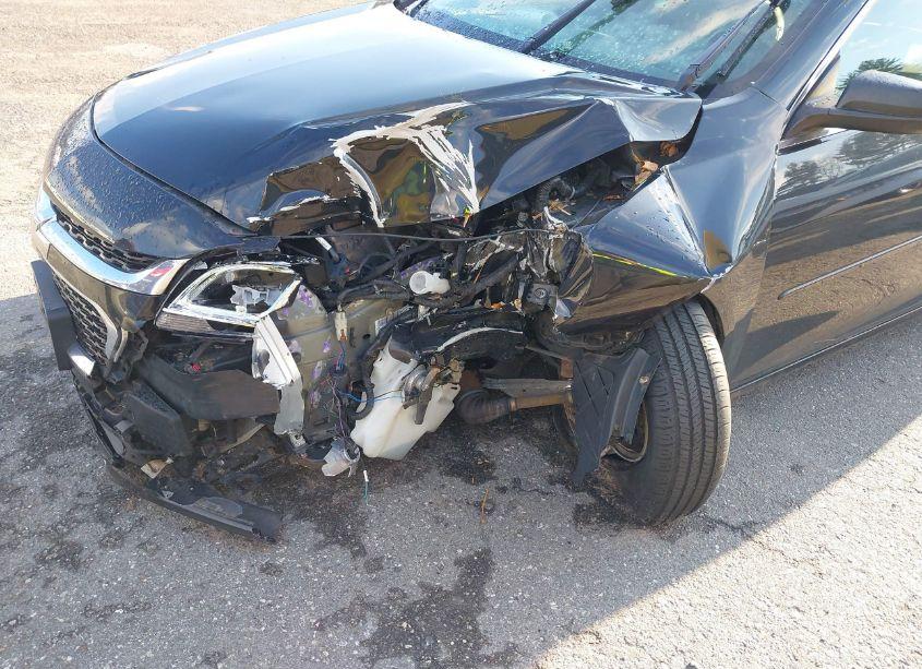 Photo 6 of 2015 Chevrolet Malibu LS (VIN 1G11B5SL8FF105807)