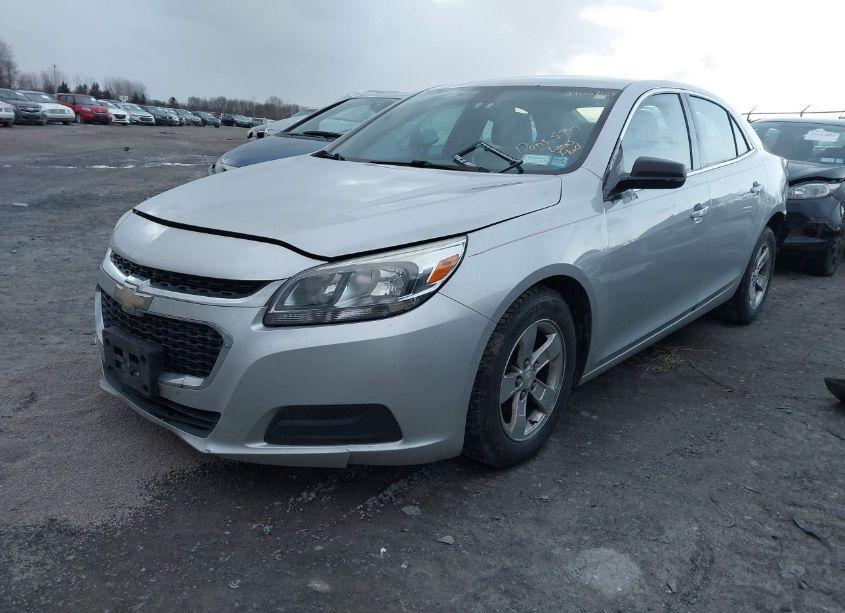 Photo 2 of 2015 Chevrolet Malibu LS (VIN 1G11B5SL8FF140072)