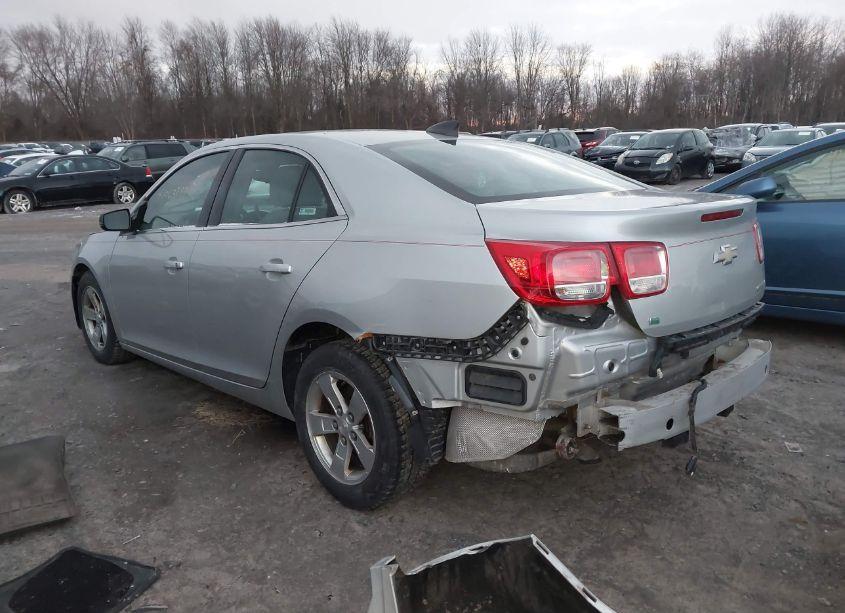 Photo 3 of 2015 Chevrolet Malibu LS (VIN 1G11B5SL8FF140072)