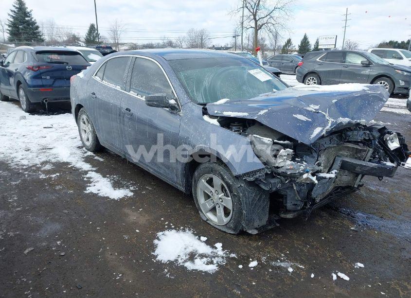 2015 Chevrolet Malibu LS (VIN 1G11B5SL8FF170771) main photo