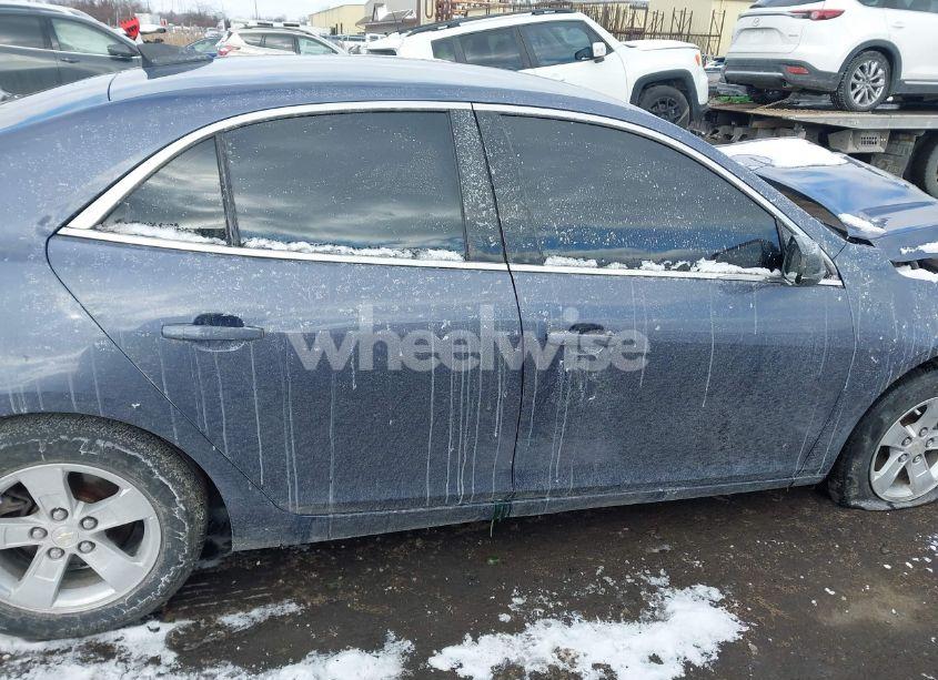 Photo 13 of 2015 Chevrolet Malibu LS (VIN 1G11B5SL8FF170771)