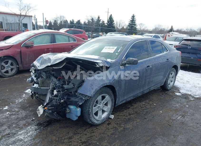 Photo 2 of 2015 Chevrolet Malibu LS (VIN 1G11B5SL8FF170771)