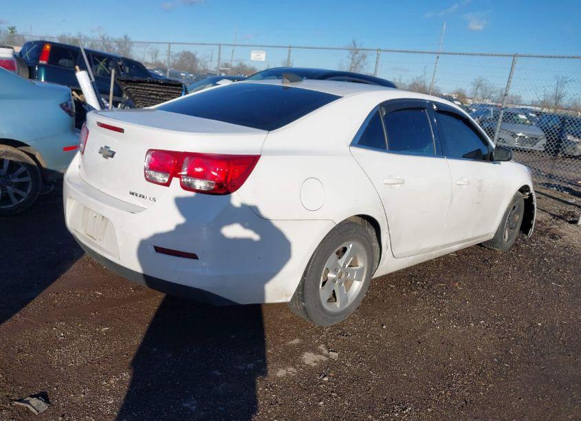 Photo 4 of 2015 Chevrolet Malibu LS (VIN 1G11B5SL8FF198019)