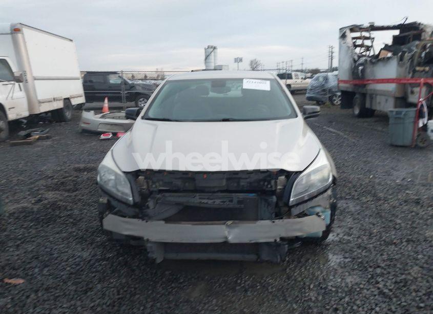 Photo 13 of 2015 Chevrolet Malibu LS (VIN 1G11B5SL8FF217944)