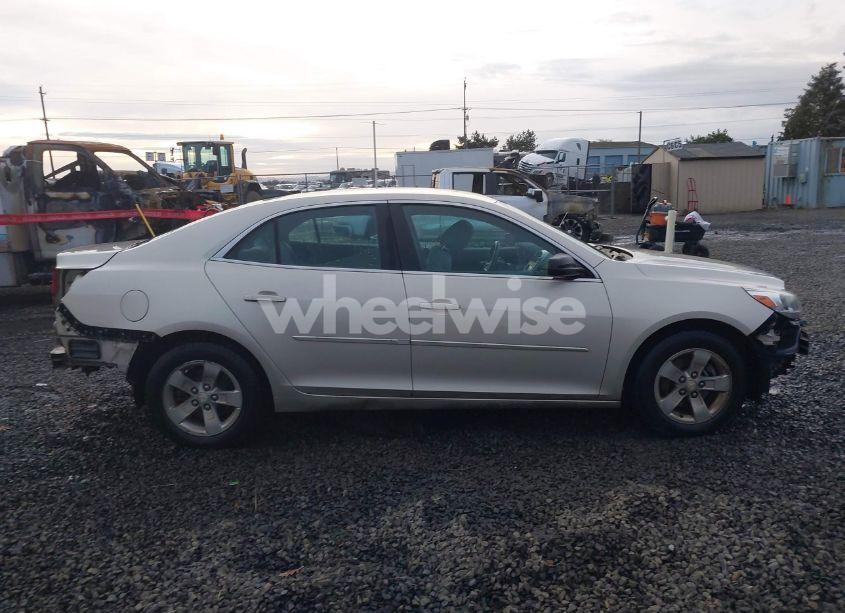 Photo 14 of 2015 Chevrolet Malibu LS (VIN 1G11B5SL8FF217944)