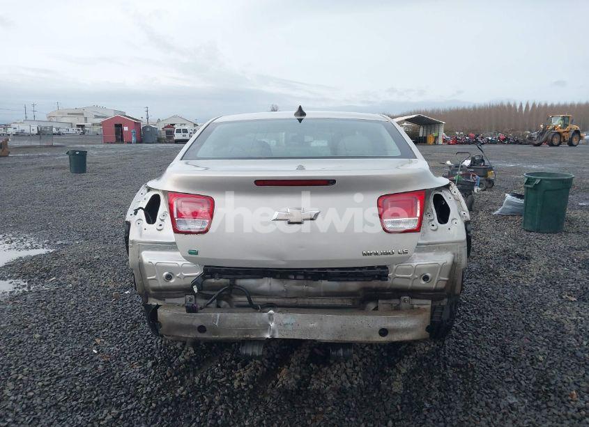 Photo 17 of 2015 Chevrolet Malibu LS (VIN 1G11B5SL8FF217944)
