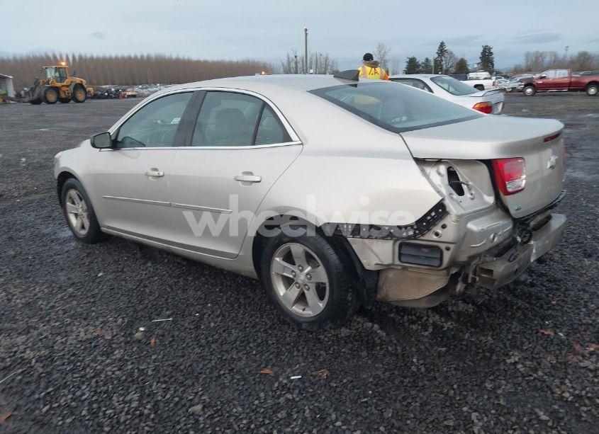 Photo 3 of 2015 Chevrolet Malibu LS (VIN 1G11B5SL8FF217944)