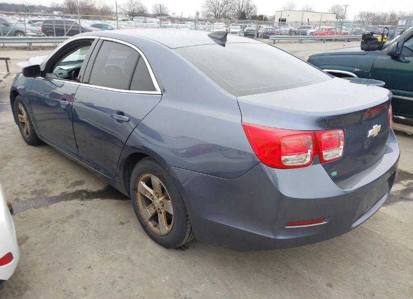 Photo 3 of 2015 Chevrolet Malibu LS (VIN 1G11B5SL8FF221251)