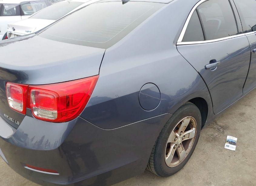 Photo 6 of 2015 Chevrolet Malibu LS (VIN 1G11B5SL8FF221251)