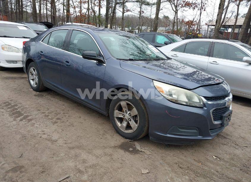 2015 Chevrolet Malibu LS (VIN 1G11B5SL8FF255836) main photo