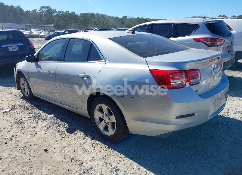 Photo 3 of 2015 Chevrolet Malibu LS (VIN 1G11B5SL8FF279795)
