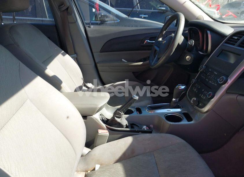 Photo 5 of 2015 Chevrolet Malibu LS (VIN 1G11B5SL8FF279795)