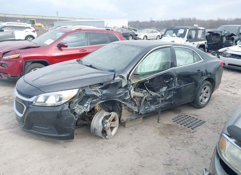Photo 2 of 2014 Chevrolet Malibu 1LS (VIN 1G11B5SL9EF180613)
