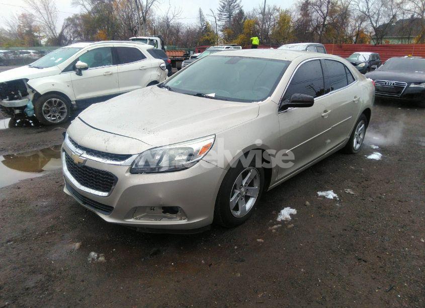 Photo 2 of 2015 Chevrolet Malibu LS (VIN 1G11B5SL9FF114855)