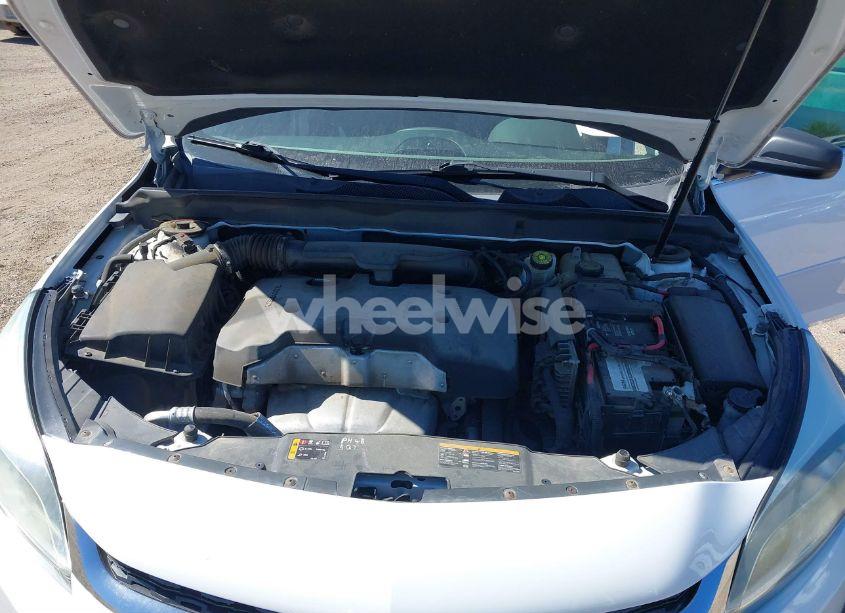 Photo 10 of 2015 Chevrolet Malibu LS (VIN 1G11B5SL9FF187742)