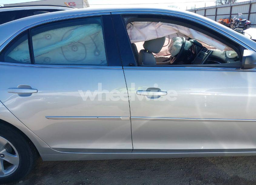 Photo 13 of 2015 Chevrolet Malibu LS (VIN 1G11B5SL9FF188308)