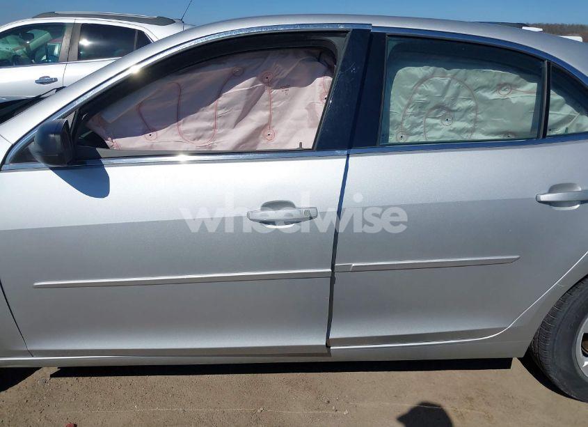 Photo 14 of 2015 Chevrolet Malibu LS (VIN 1G11B5SL9FF188308)