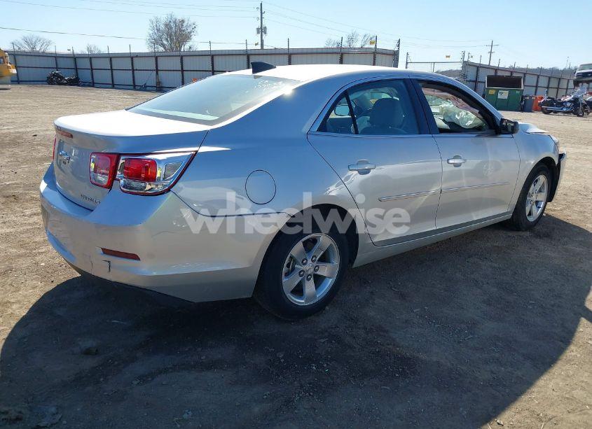 Photo 4 of 2015 Chevrolet Malibu LS (VIN 1G11B5SL9FF188308)