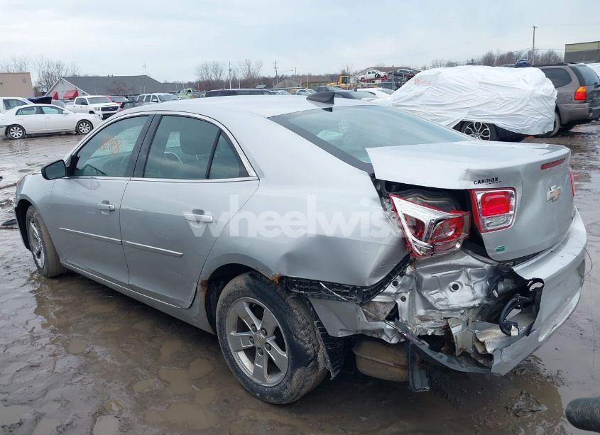 Photo 3 of 2015 Chevrolet Malibu LS (VIN 1G11B5SL9FF217581)