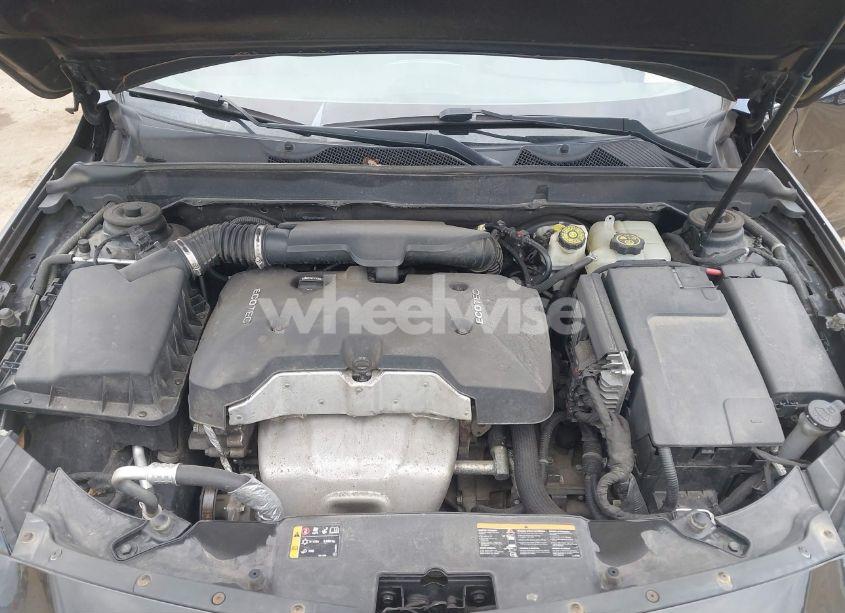 Photo 10 of 2015 Chevrolet Malibu LS (VIN 1G11B5SL9FF255330)