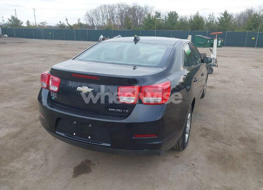 Photo 4 of 2015 Chevrolet Malibu LS (VIN 1G11B5SL9FF255330)