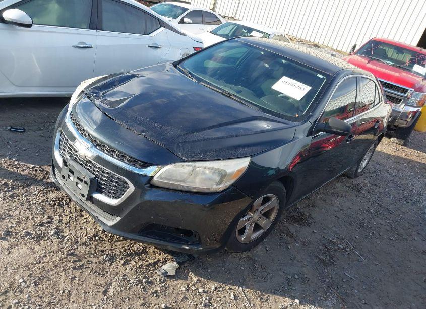 Photo 2 of 2015 Chevrolet Malibu LS (VIN 1G11B5SL9FF299683)