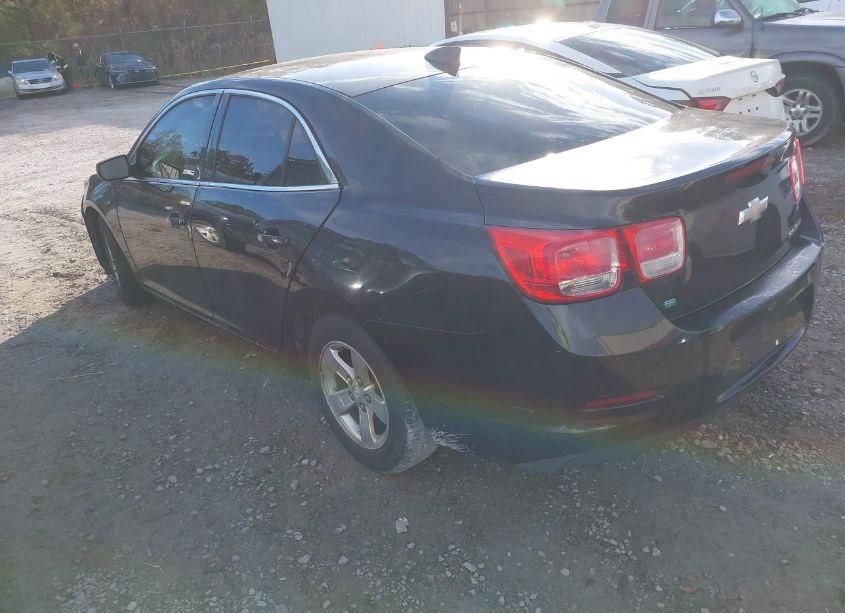 Photo 3 of 2015 Chevrolet Malibu LS (VIN 1G11B5SL9FF299683)