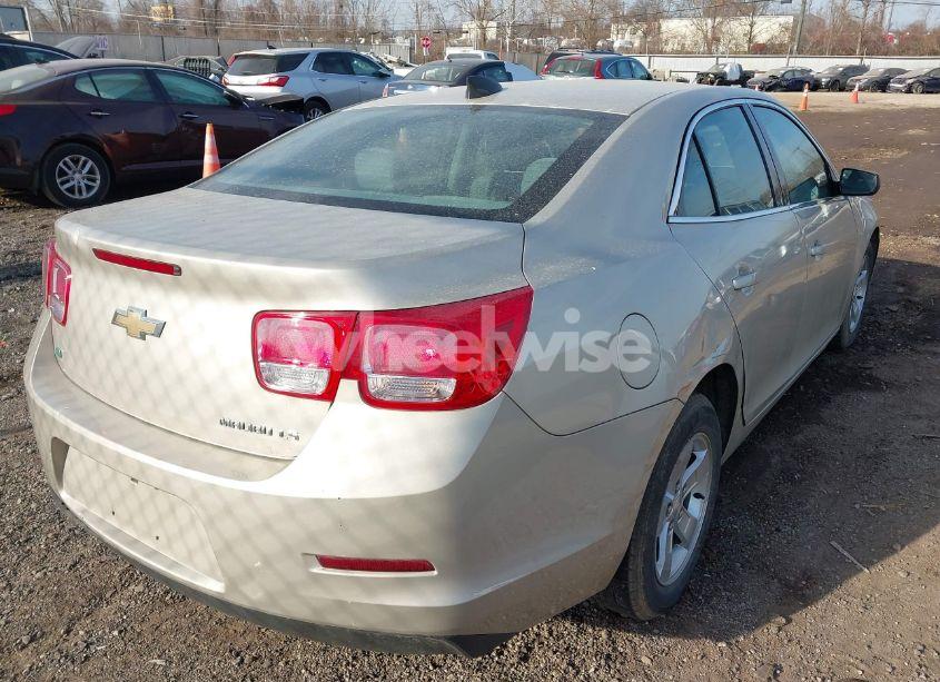Photo 4 of 2015 Chevrolet Malibu LS (VIN 1G11B5SL9FF311668)