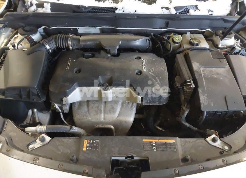 Photo 10 of 2015 Chevrolet Malibu LS (VIN 1G11B5SL9FF347165)