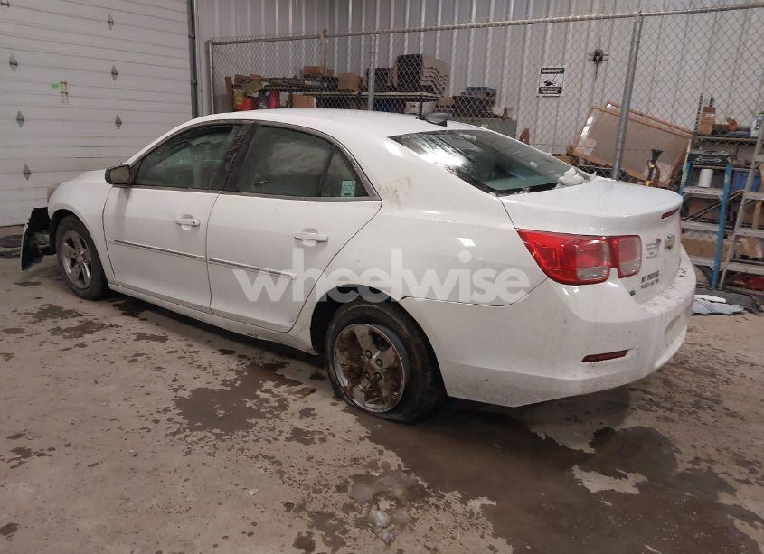 Photo 3 of 2015 Chevrolet Malibu LS (VIN 1G11B5SL9FF347165)