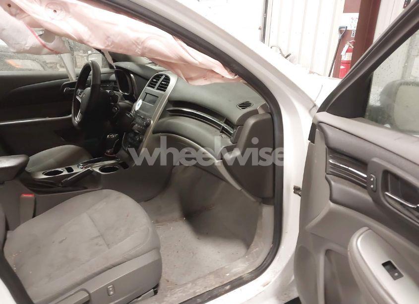 Photo 5 of 2015 Chevrolet Malibu LS (VIN 1G11B5SL9FF347165)