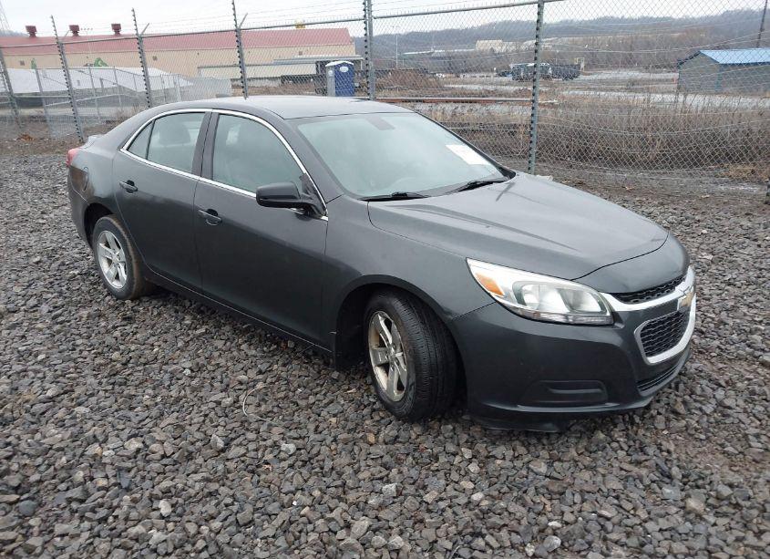 2015 Chevrolet Malibu LS (VIN 1G11B5SLXFF132037) main photo