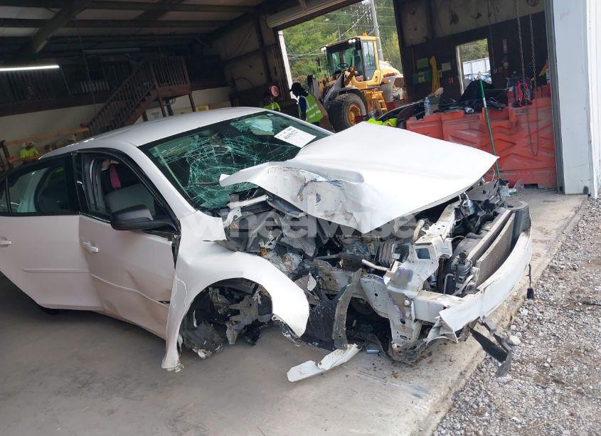 Photo 13 of 2015 Chevrolet Malibu LS (VIN 1G11B5SLXFF132488)